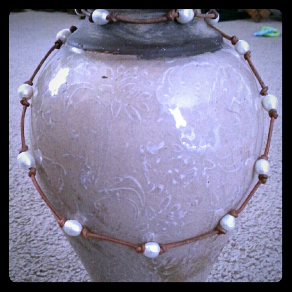 Blu fresh pearl necklace leather chain